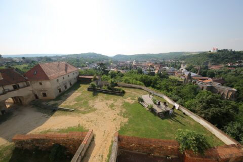 První nadzemní podlaží kastelánského domu (přízemí) #190